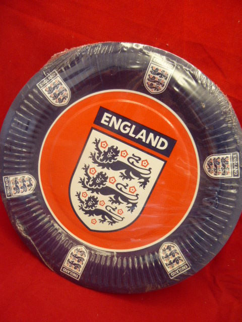 England Paper Plates (8)